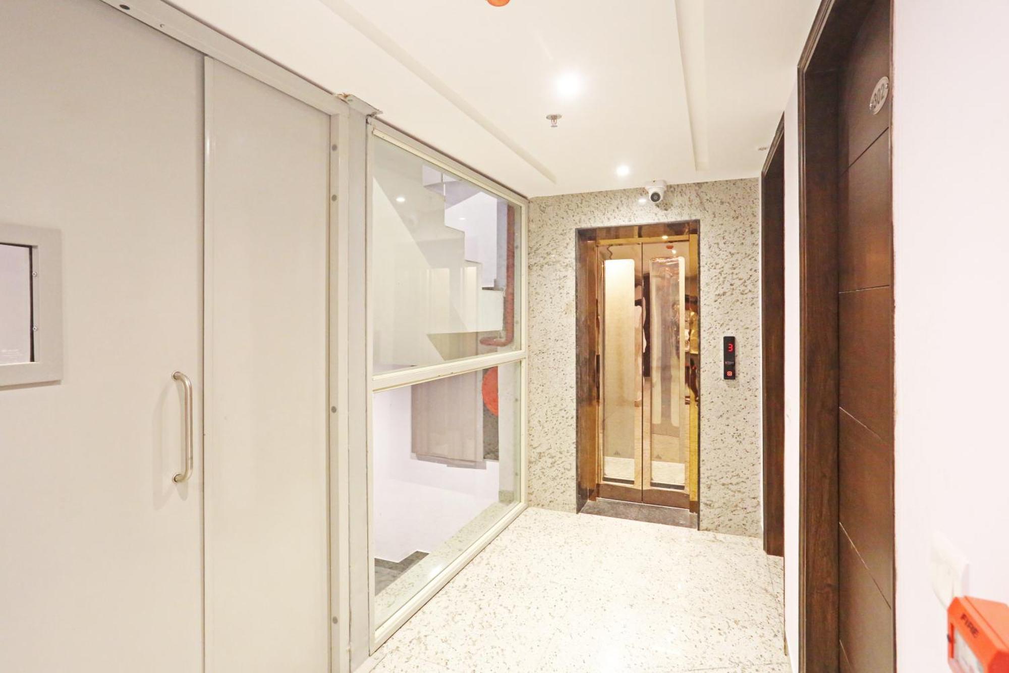 Frankstay By Hotel Mayfair Newly Built - New Delhi Exteriör bild